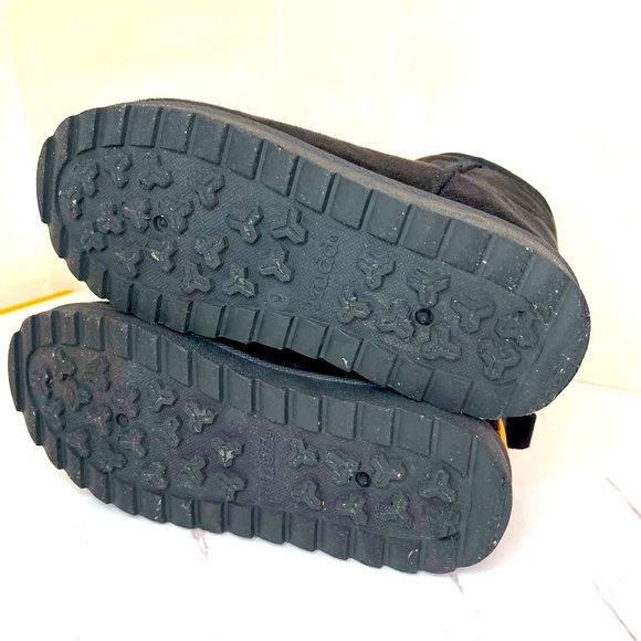 Mudd Women's Black Suede Ankle Boots Size 9 Flat Mini Boots - Picture 10 of 10